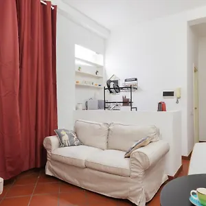 Sanzio City Escape - 15min From Duomo Appartamento